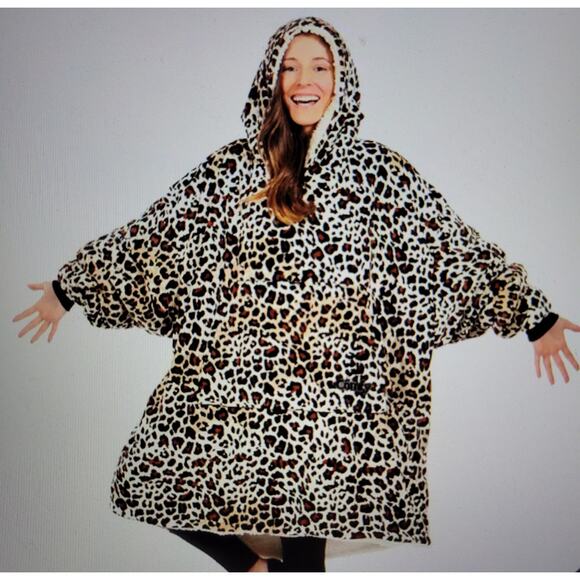 The Comfy Original Wearable Blanket Leopard Print Oversized Sherpa Fleece Lined - Picture 1 of 10